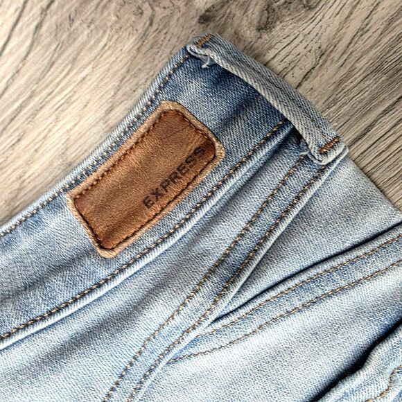 Express Light Washed Mid-Rise Ankle Legging Jeans Size 2 - Picture 8 of 8